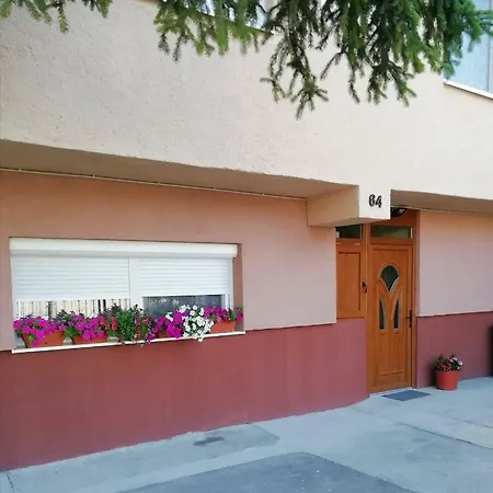 Oregano Vendeghaz Es Apartmanhaz * Bogács